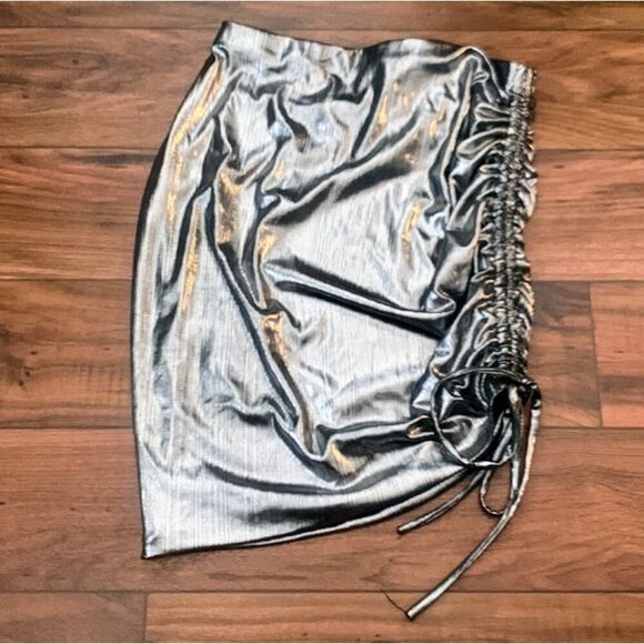 Guess Dex Silver Metallic Shirred Draped Skirt XS - Picture 6 of 8